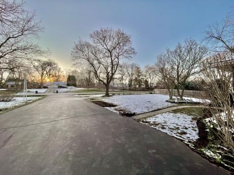 1243 North Il Route 21 Gurnee IL 60031