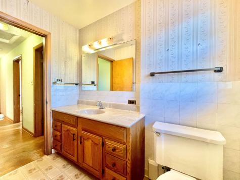 1243 North Il Route 21 Gurnee IL 60031