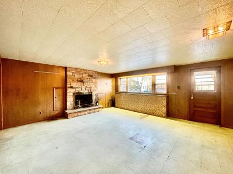 1243 North Il Route 21 Gurnee IL 60031