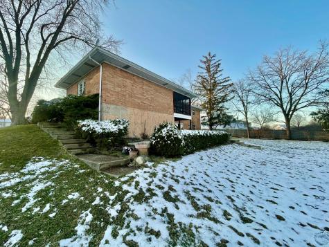 1243 North Il Route 21 Gurnee IL 60031