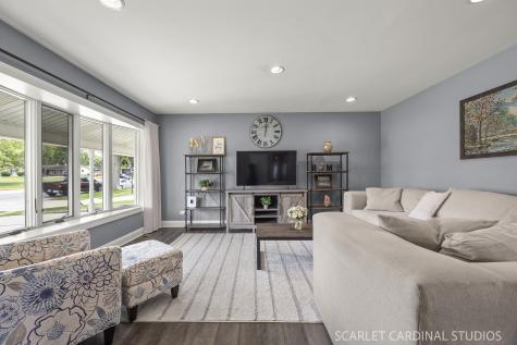 291 Clearmont Drive Elk Grove Village IL 60007