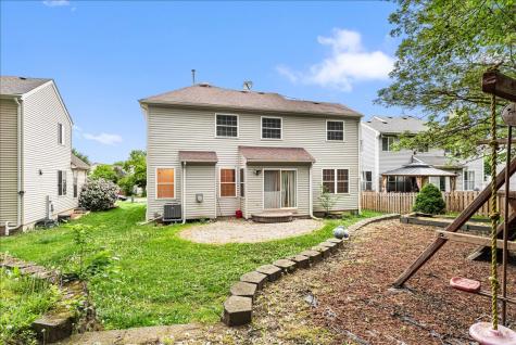 7 Eagle Court Streamwood IL 60107