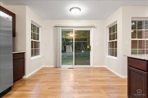 7 Eagle Court Streamwood IL 60107