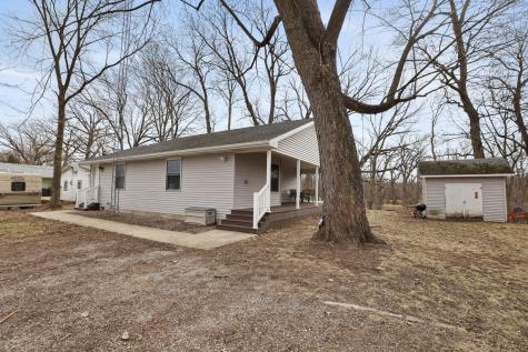204 South Henry Street Ashkum IL 60911