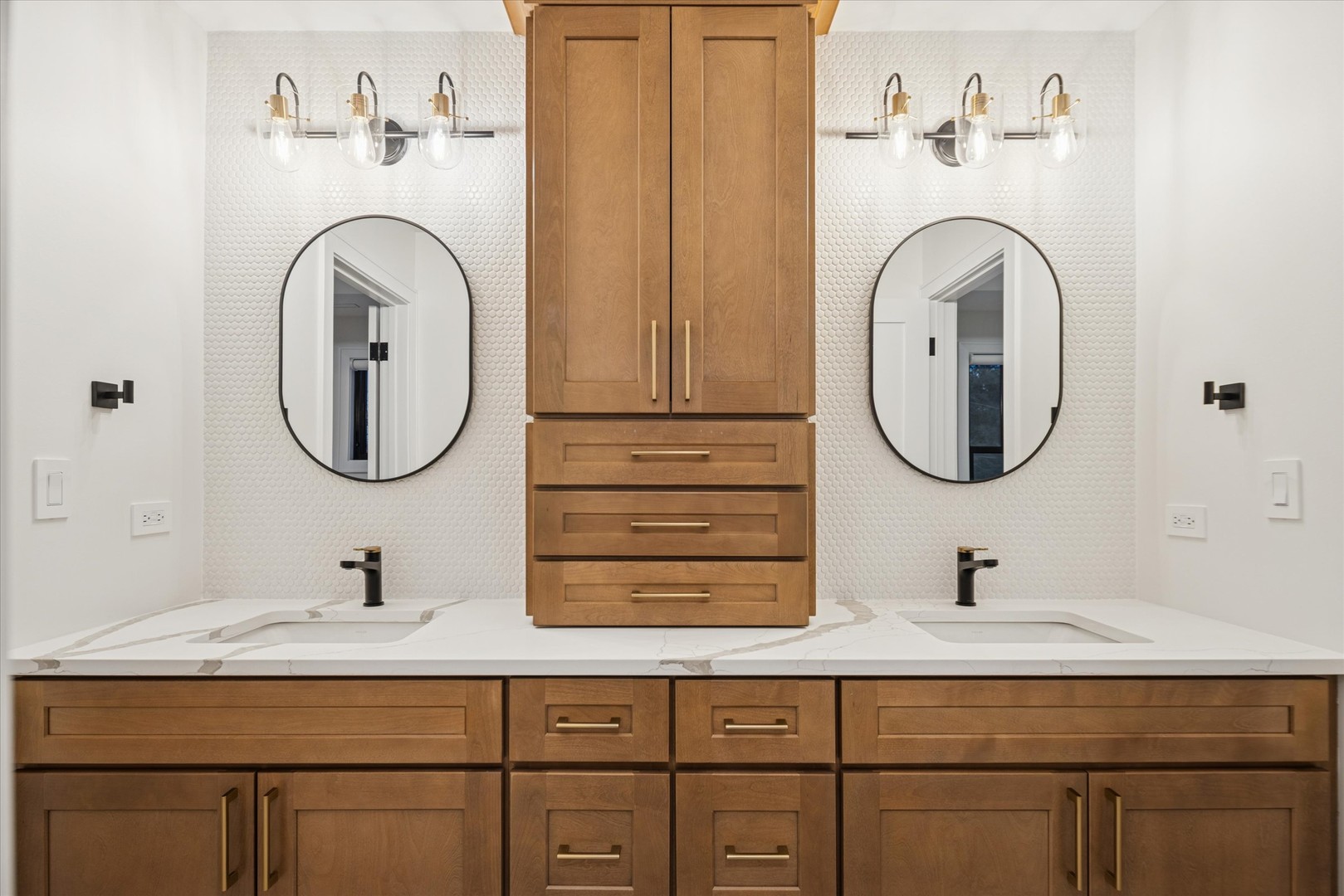 284 North Highland Avenue Elmhurst IL 60126