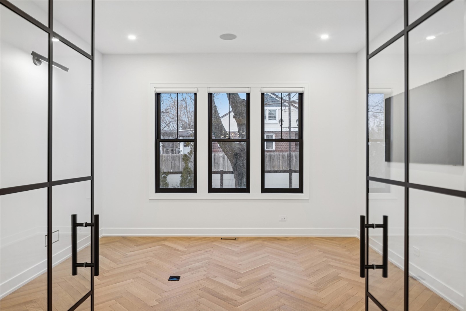 284 North Highland Avenue Elmhurst IL 60126