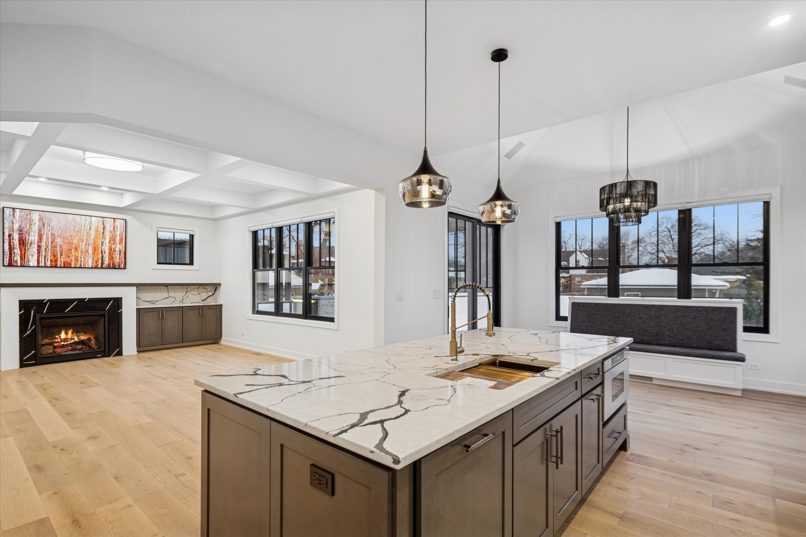 284 North Highland Avenue Elmhurst IL 60126