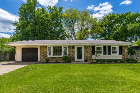 1723 Hartmann Drive Schaumburg IL 60193