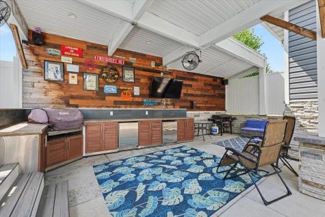 808 Cedar Ridge Court Mahomet IL 61853