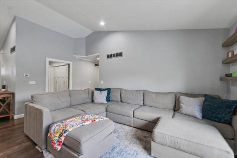 808 Cedar Ridge Court Mahomet IL 61853