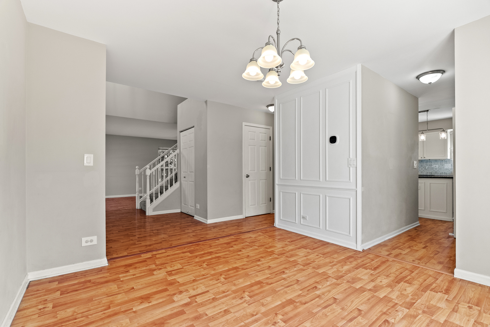 531 Hillcrest Drive Bolingbrook IL 60440