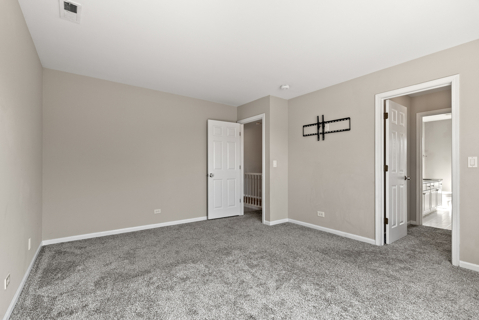 531 Hillcrest Drive Bolingbrook IL 60440