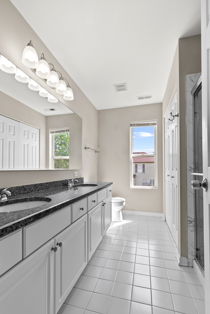 531 Hillcrest Drive Bolingbrook IL 60440