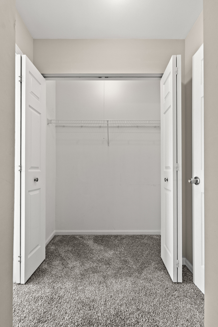 531 Hillcrest Drive Bolingbrook IL 60440