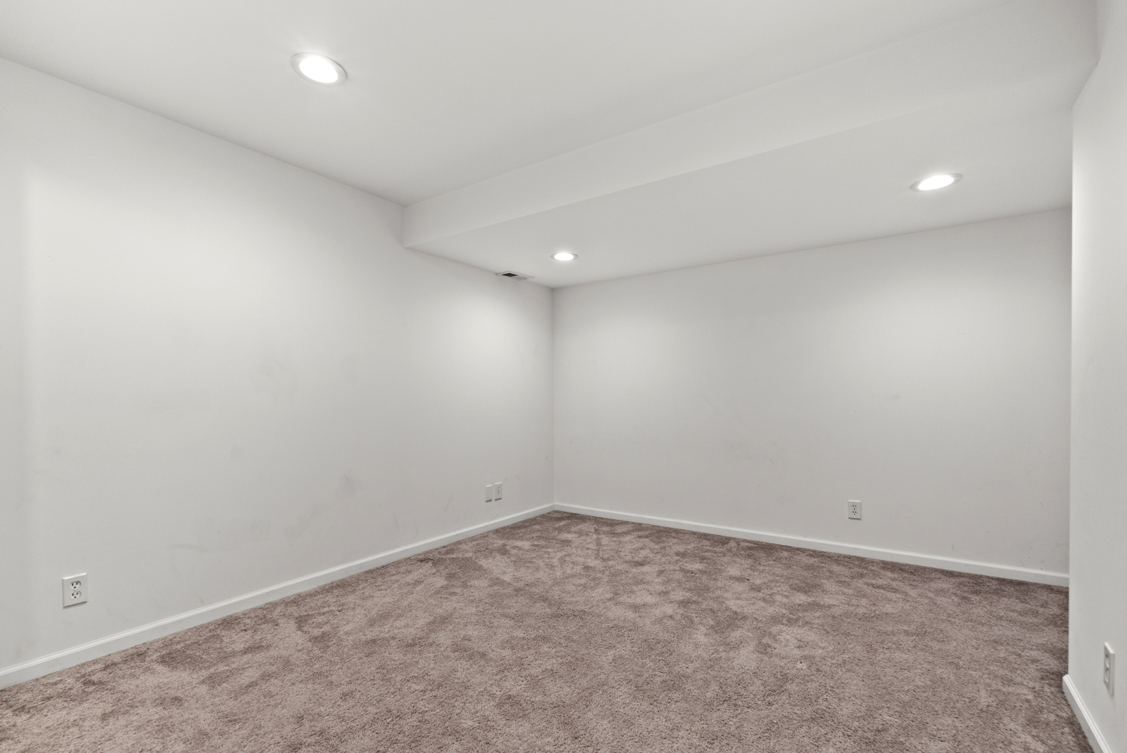 531 Hillcrest Drive Bolingbrook IL 60440