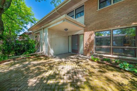 22 North Dee Road Park Ridge IL 60068