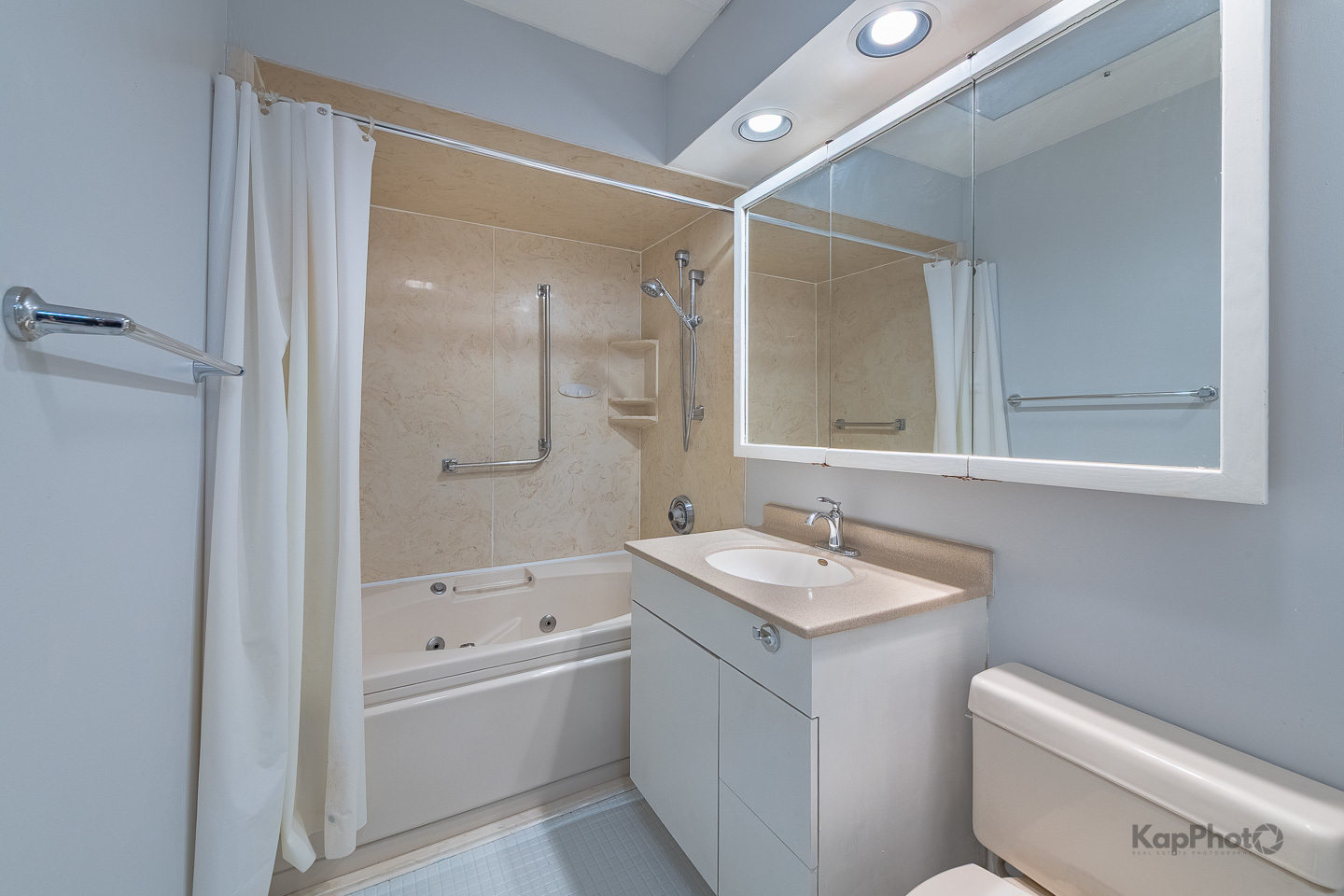 22 North Dee Road Park Ridge IL 60068