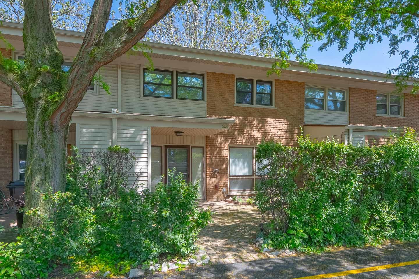 22 North Dee Road Park Ridge IL 60068