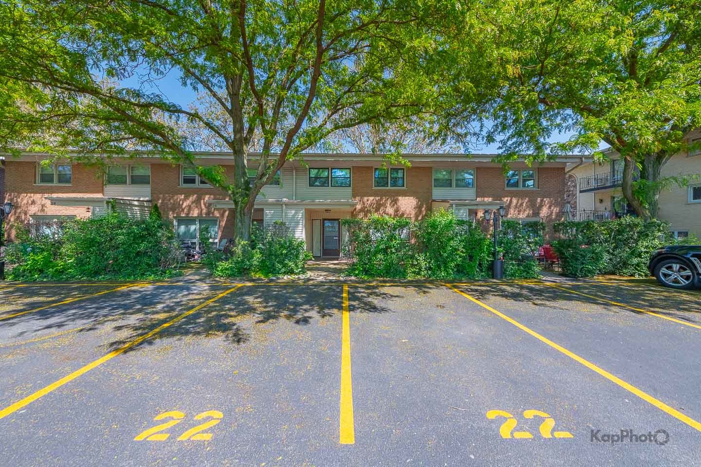22 North Dee Road Park Ridge IL 60068