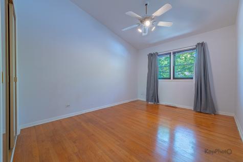22 North Dee Road Park Ridge IL 60068