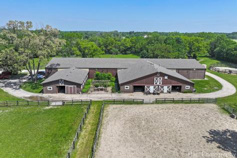 23 West County Line Road Barrington Hills IL 60010