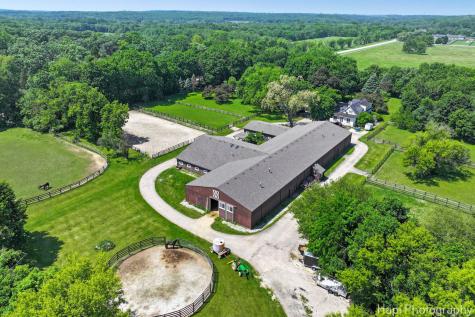 23 West County Line Road Barrington Hills IL 60010