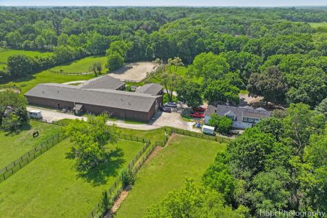 23 West County Line Road Barrington Hills IL 60010