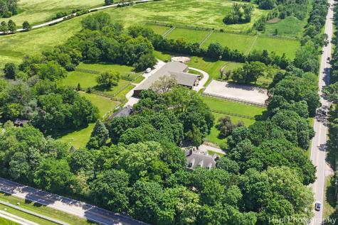 23 West County Line Road Barrington Hills IL 60010