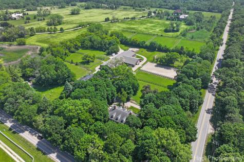 23 West County Line Road Barrington Hills IL 60010