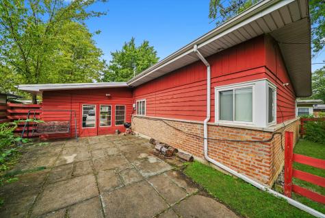 323 Shawnee Street Park Forest IL 60466