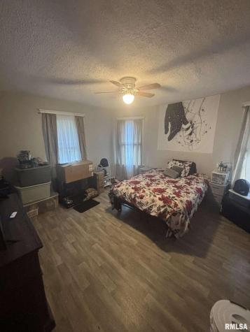 1015 18TH Avenue Rock Island IL 61201