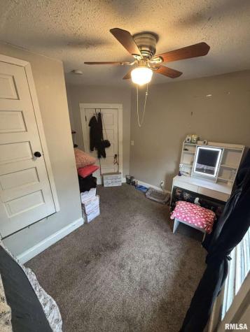 1015 18TH Avenue Rock Island IL 61201