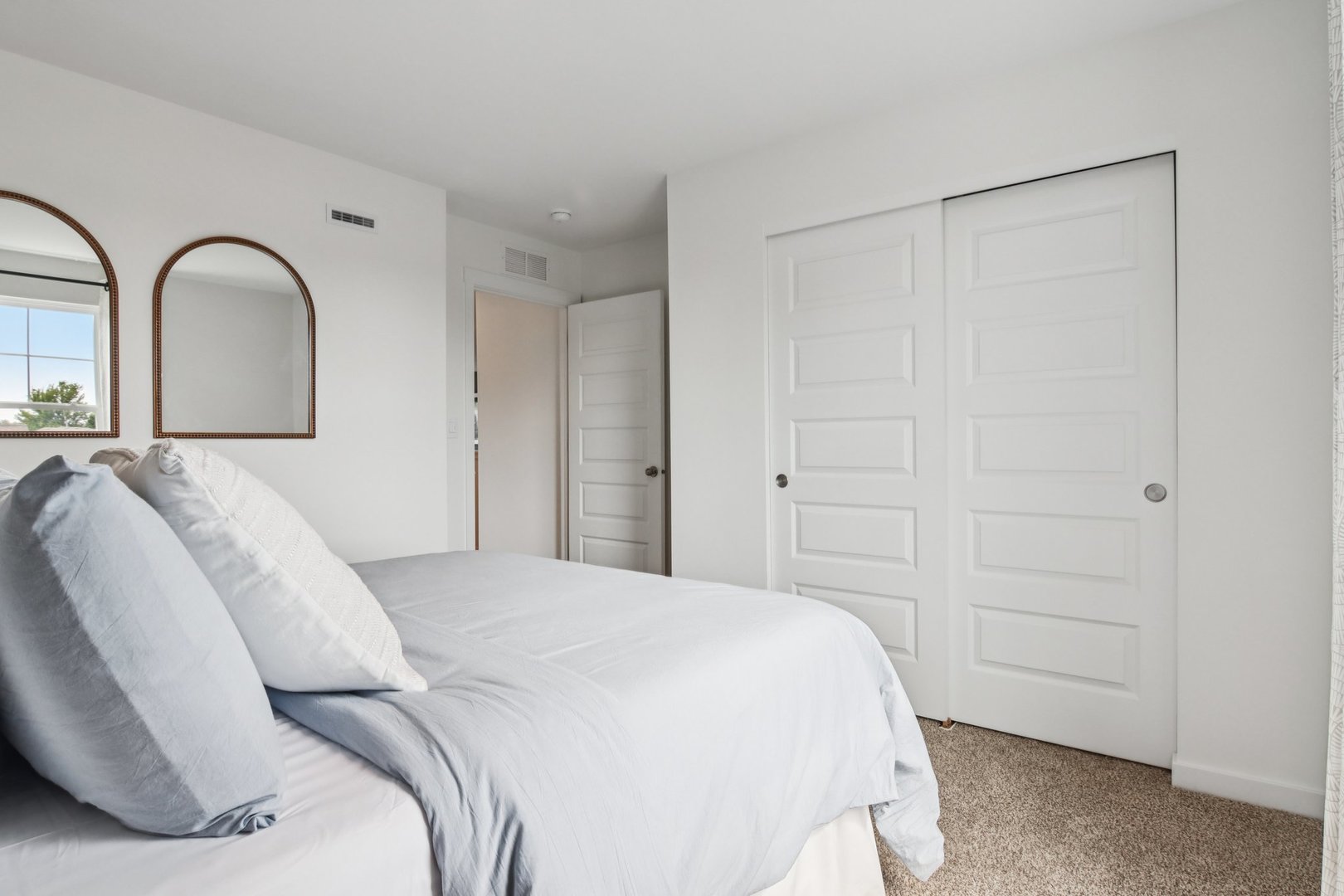 1859 Keating Drive Aurora IL 60503