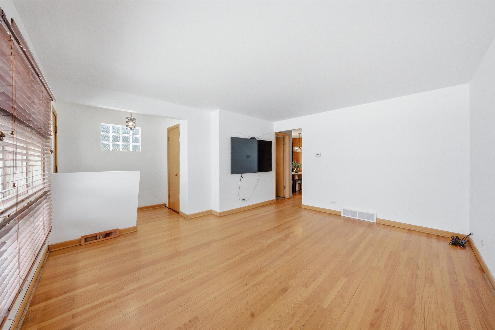 3701 West 80th Street Chicago IL 60652