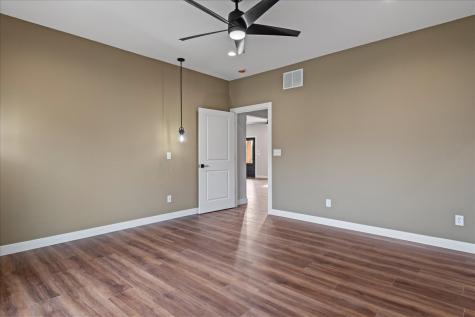 14 Willow Street Bethany IL 61914