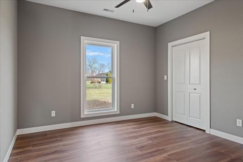 14 Willow Street Bethany IL 61914