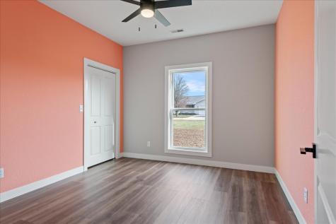 14 Willow Street Bethany IL 61914