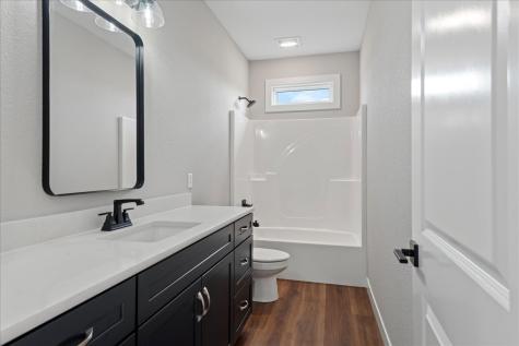 14 Willow Street Bethany IL 61914