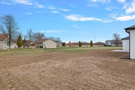 14 Willow Street Bethany IL 61914