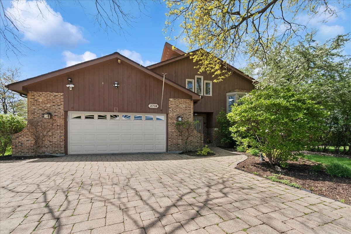 2718 North Elm Lane N Arlington Heights IL 60004