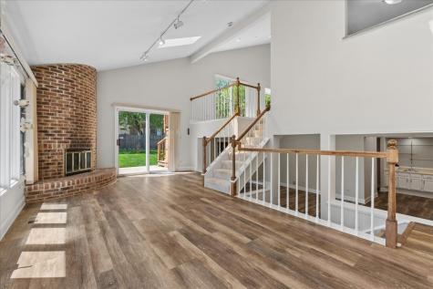 2718 North Elm Lane N Arlington Heights IL 60004