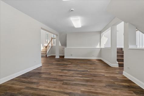 2718 North Elm Lane N Arlington Heights IL 60004
