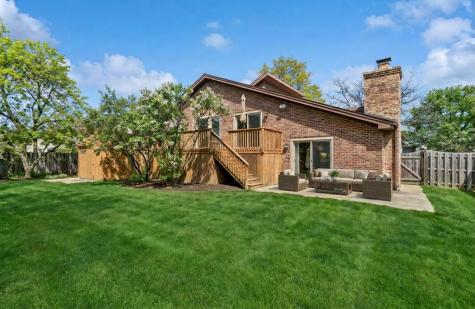 2718 North Elm Lane N Arlington Heights IL 60004
