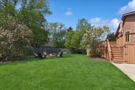 2718 North Elm Lane N Arlington Heights IL 60004