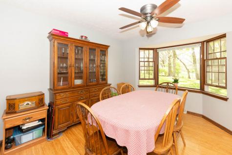 10594 Grover Oaks Road Roscoe IL 61073