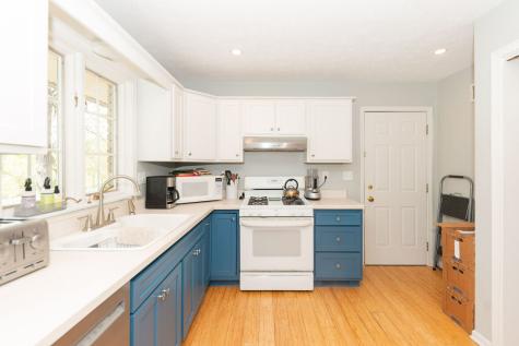 10594 Grover Oaks Road Roscoe IL 61073