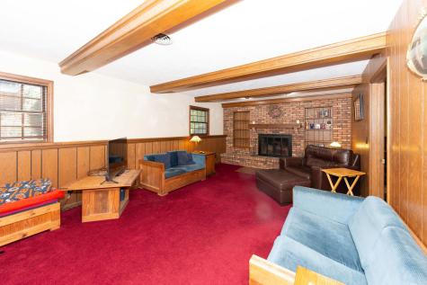 10594 Grover Oaks Road Roscoe IL 61073