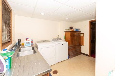 10594 Grover Oaks Road Roscoe IL 61073