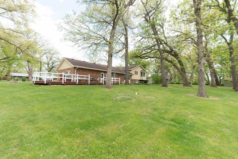 10594 Grover Oaks Road Roscoe IL 61073