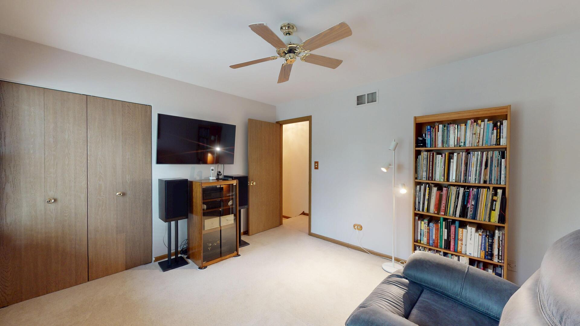 1705 Hawkins Avenue Downers Grove IL 60516